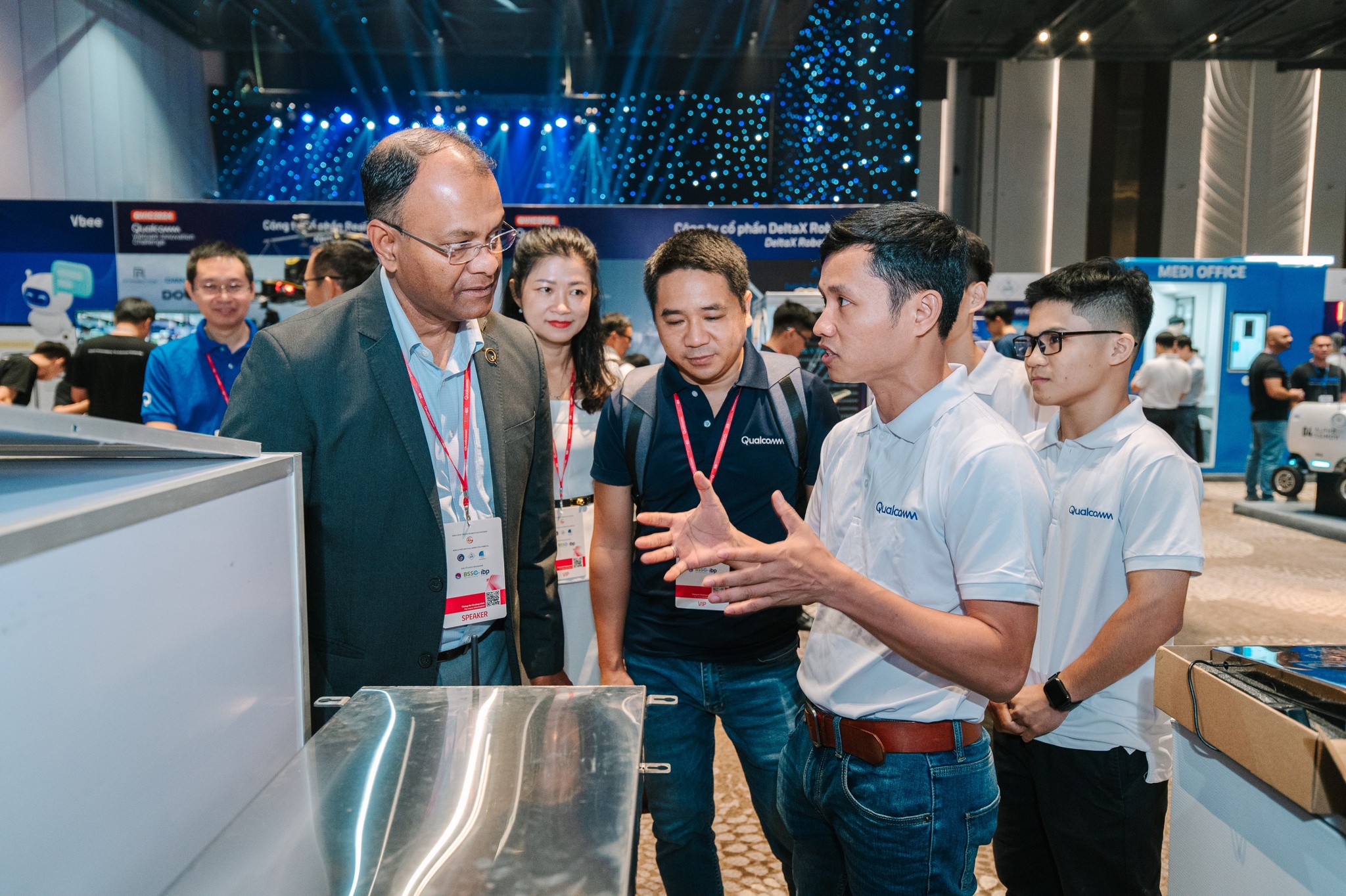 Top 10 - Qualcomm Vietnam Innovation Challenge (QVIC) 2024